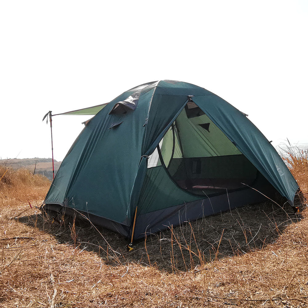 High Quality Four Seasons Professional Mountaineering tent(MT066-1